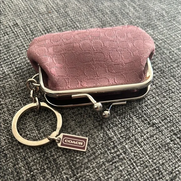Coach Mauve Coin Purse with Keychain - Picture 3 of 3